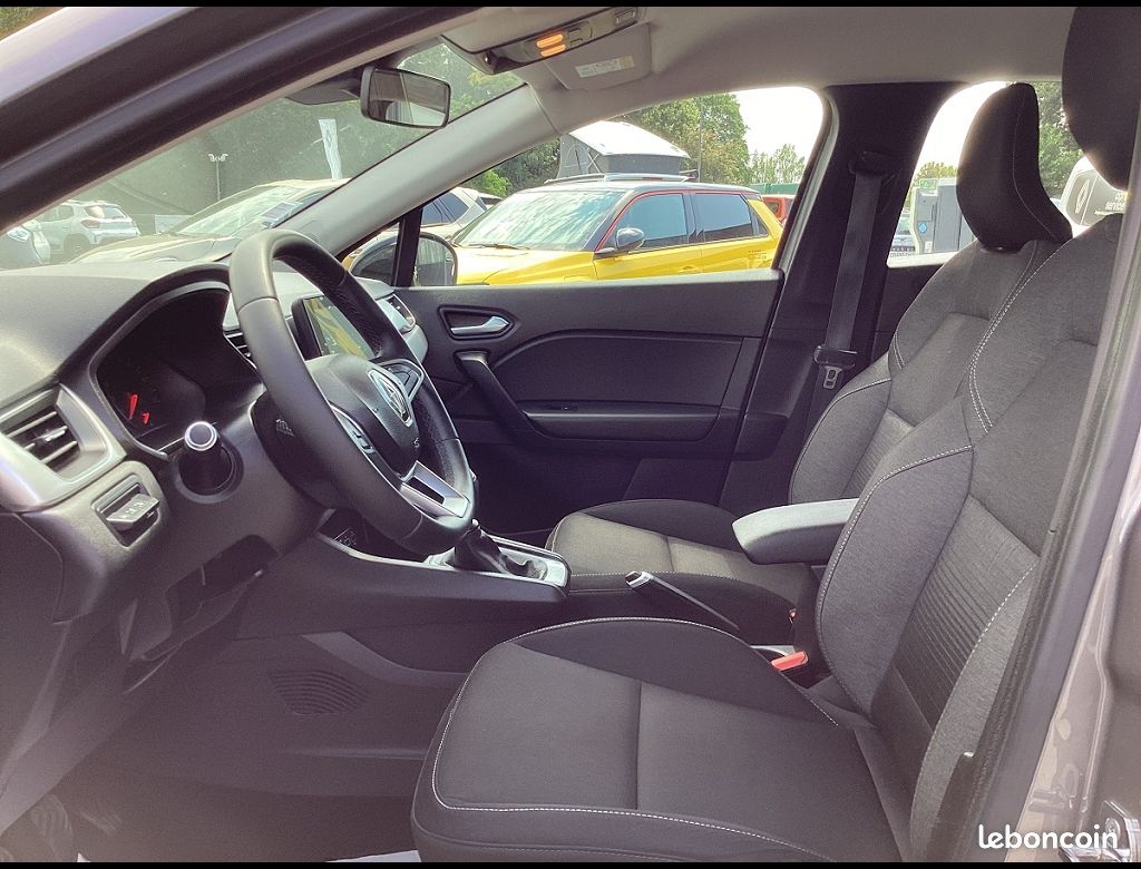 Renault Captur ZEN BLUE DCI 95CV (image 8)