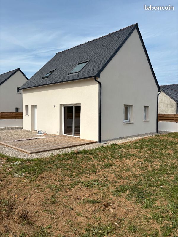 Maison 4 pièces 93 m² · à Mespaul · 93 m² · 950 €/mois