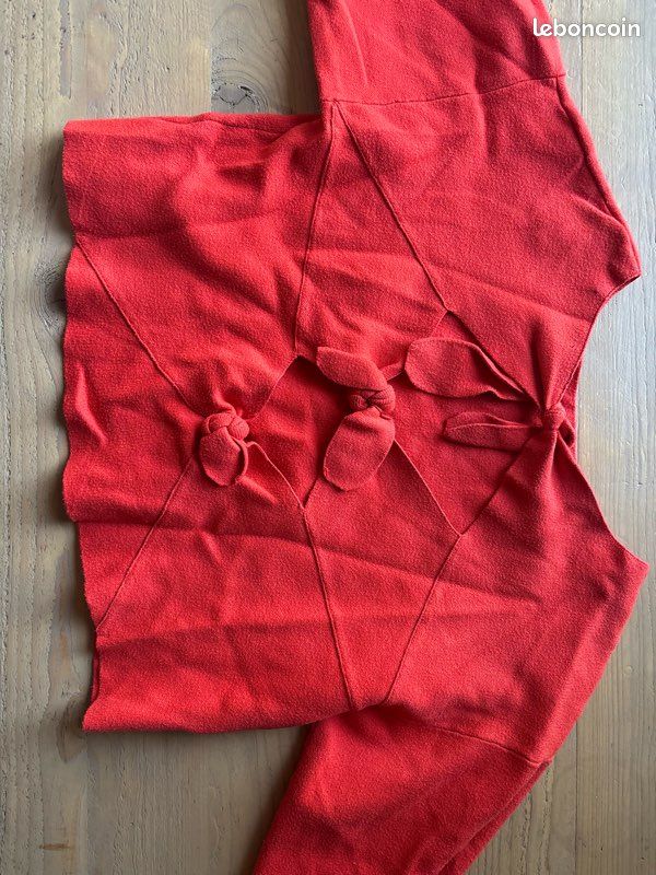 Lot de 10 vêtements femme – taille M + 1 pull Tommy Hilfiger offert 🌸 (image 3)