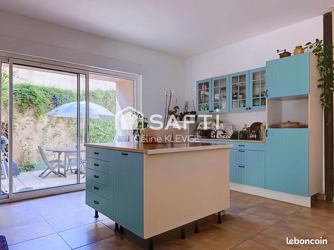 Maison 7 pièces 238 m² · à Montady · 238 m² · 449 000 €