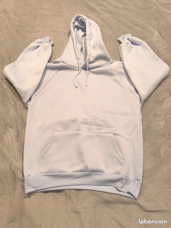 Sweat à capuche bleu clair taille L très bon état (image 2)