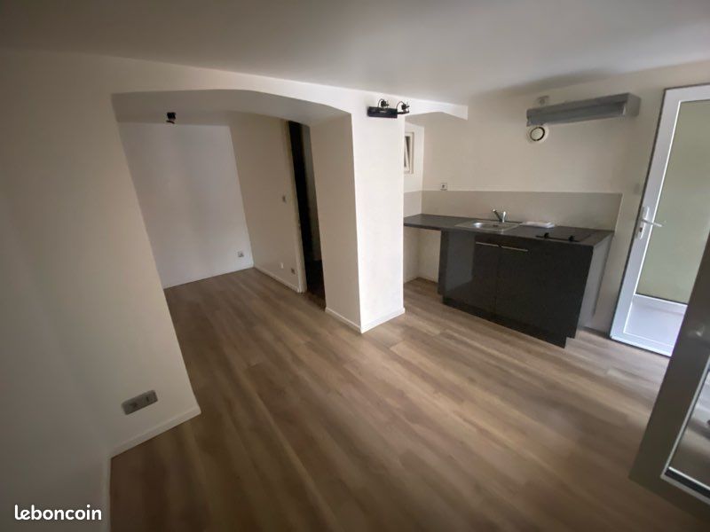 Appartement 1 pièce 17 m² · à Blaye · 17 m² · 350 €/mois