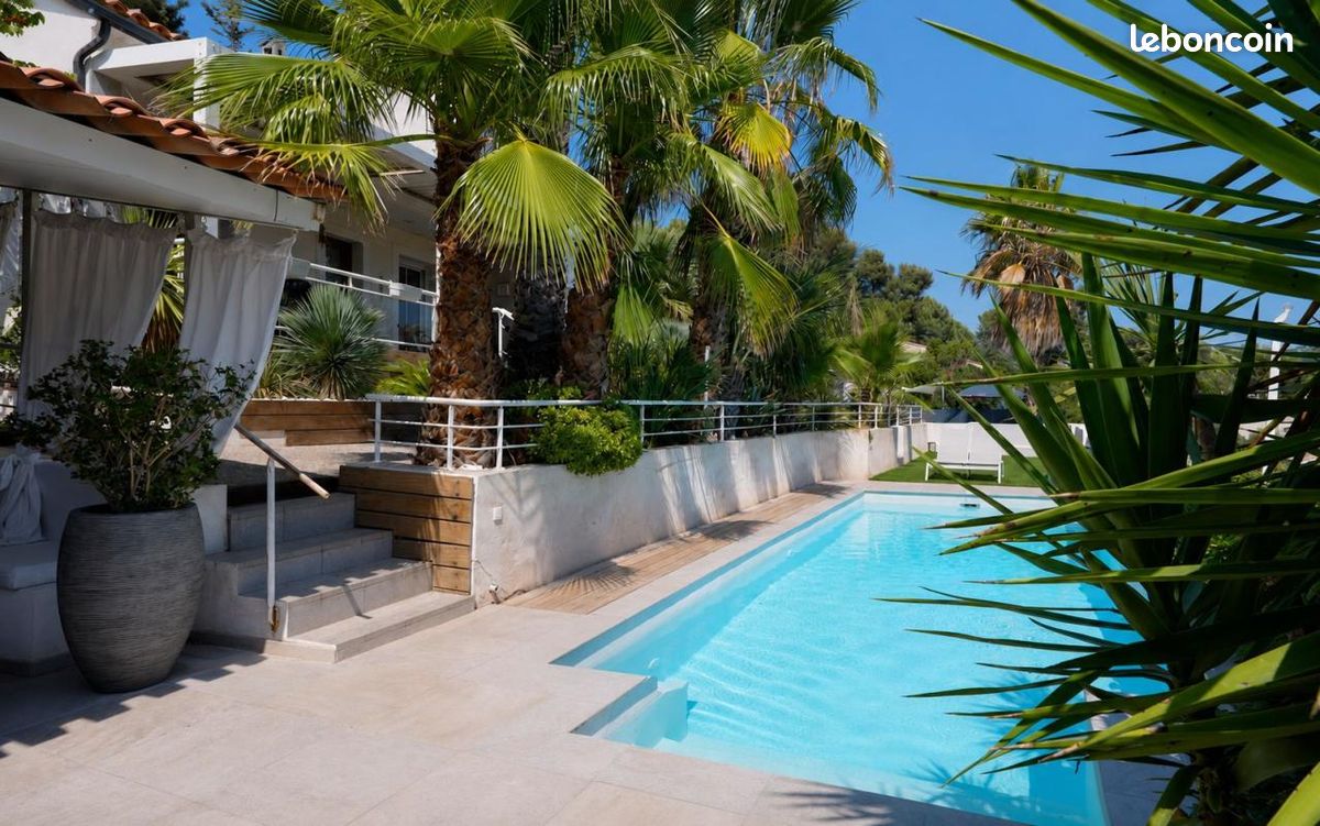 Maison 6 pièces 203 m² · à Les Pennes-Mirabeau · 203 m² · 789 500 €