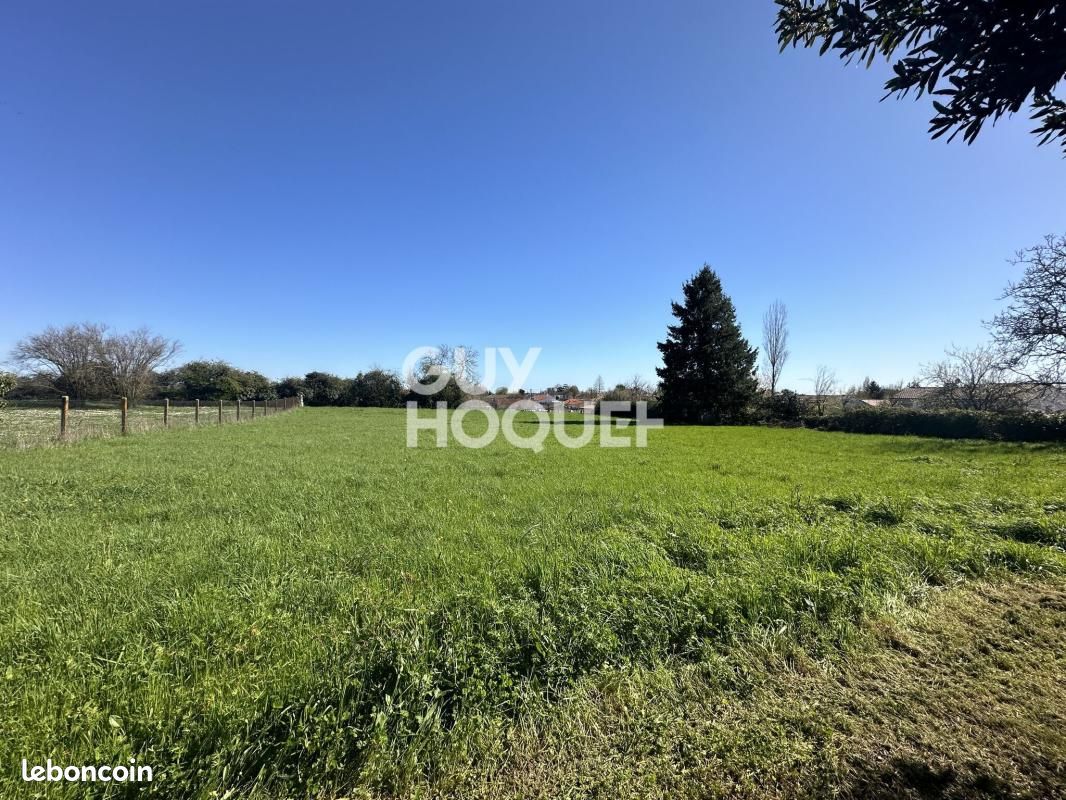 Terrain Pissotte · 86 700 €