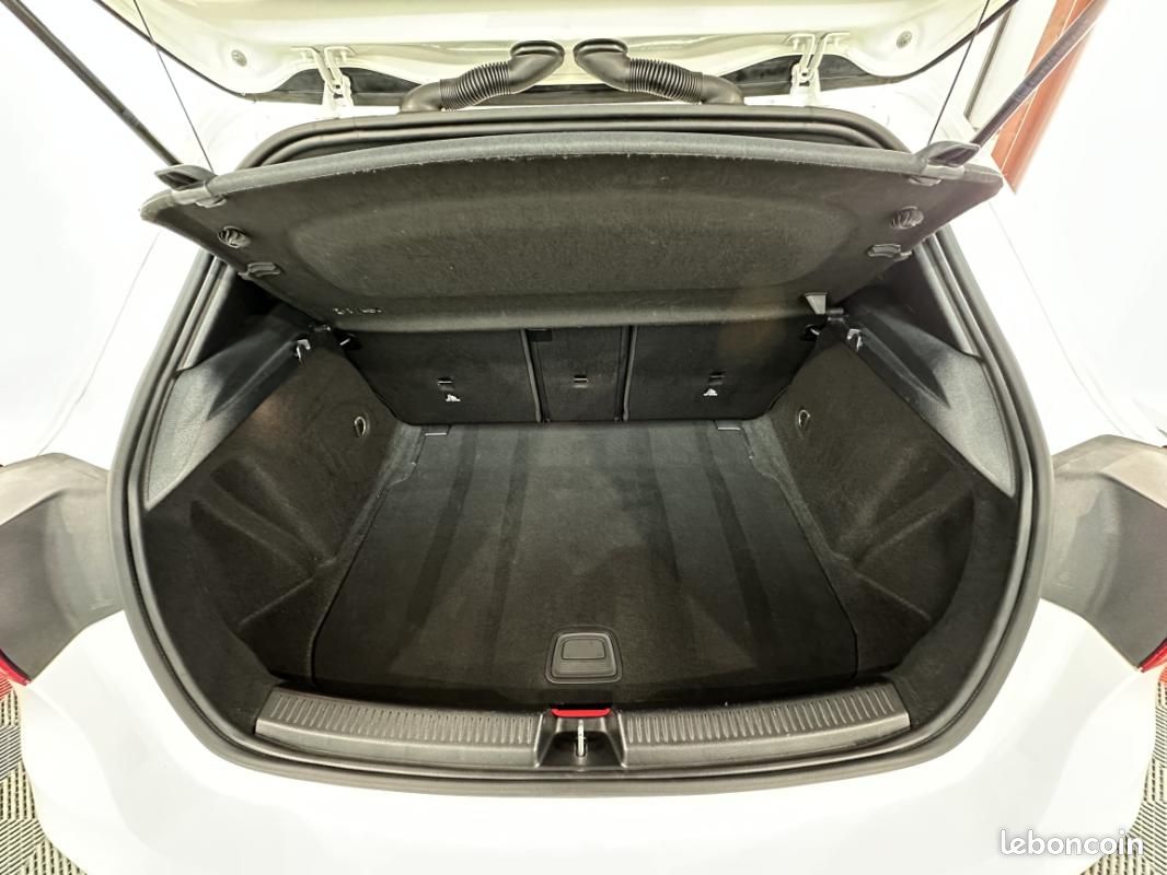 Mercedes Classe A 180d 7G-DCT AMG Line (image 26)