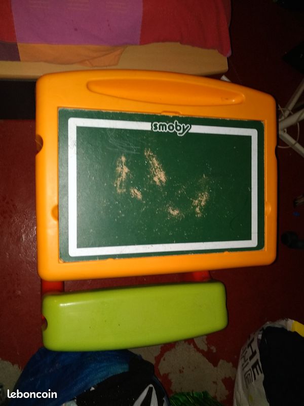 Petit bureau (image 2)