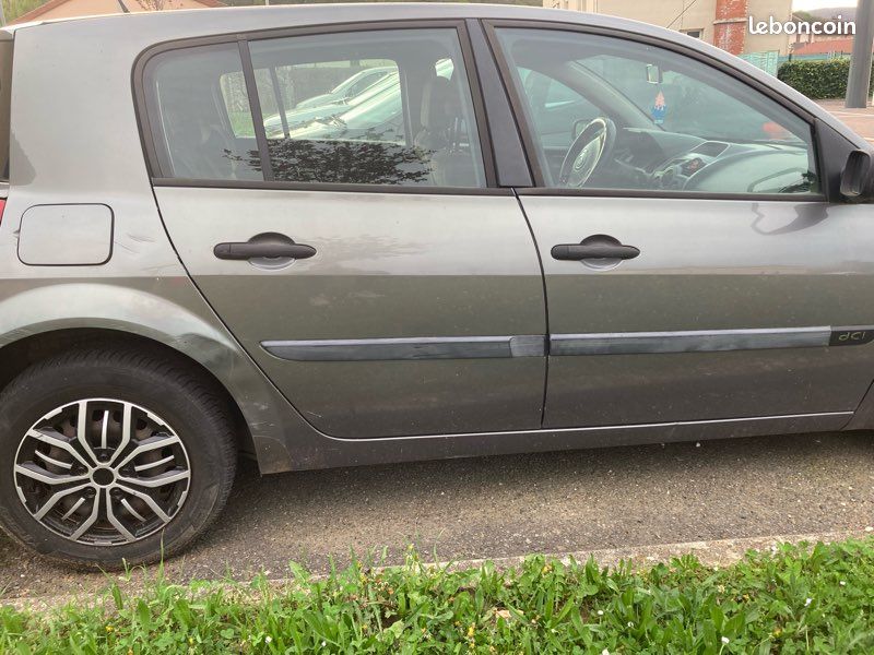 À vendre une Mégane II (image 3)