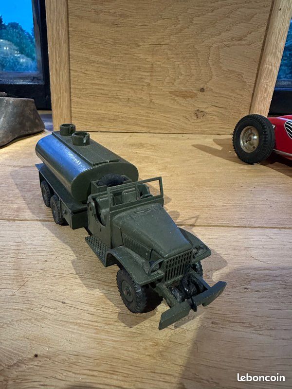 DINKY TOYS, camion GMC baché militaire version super dinky S | UK