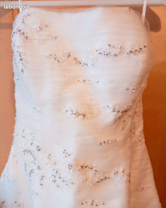 Robe de mariee pronovias taille 40 (image 2)