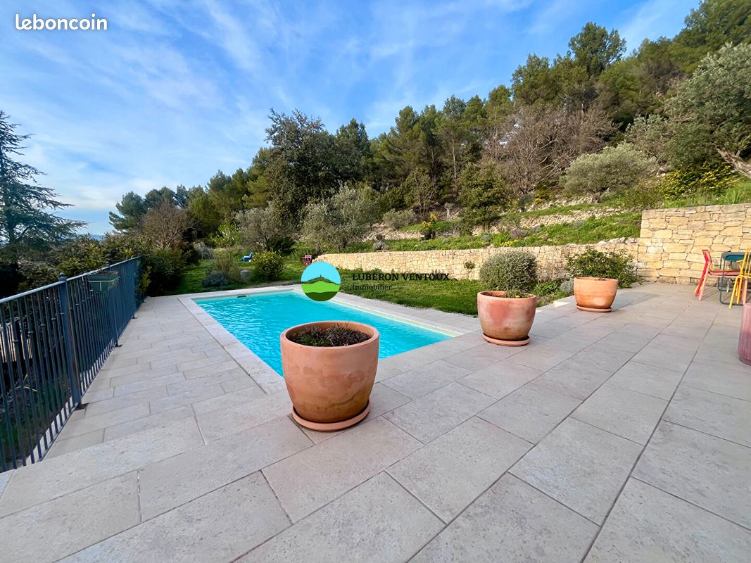 Maison 4 pièces 165 m² · à Saint-Didier · 165 m² · 485 000 €