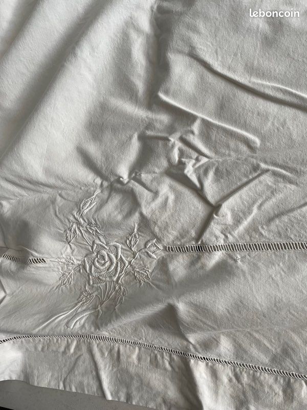 Drap brodé (image 5)