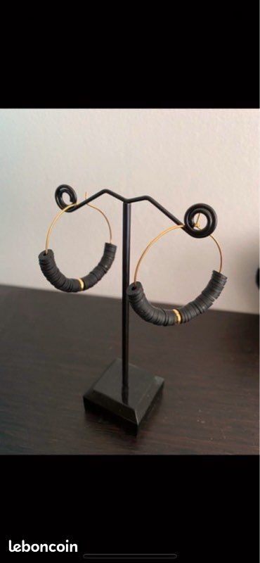Boucles d oreilles perles heishi (image 1)