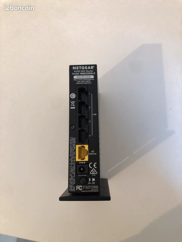 Netgear N300 Wifi router (image 4)