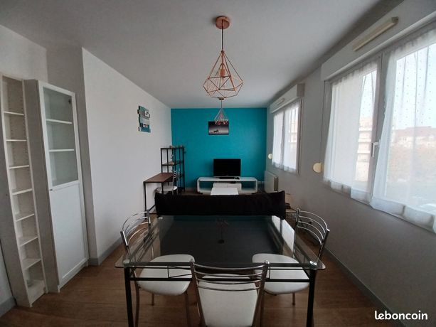 Studio meublé Chartres gare 33m2 avec parking