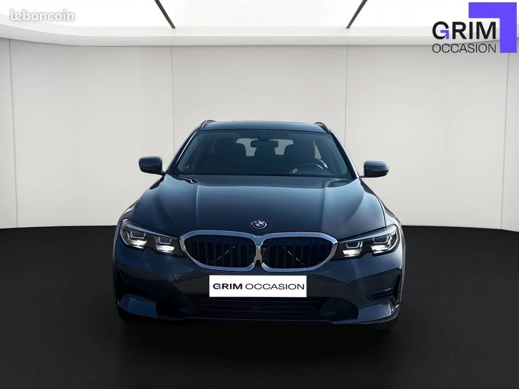 BMW Touring 320e xDrive 204 ch BVA8 Lounge (image 18)
