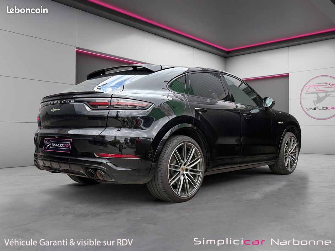 PORSCHE CAYENNE 3.0 V6 E-HYBRID COUPE - 340Ch - Toit ouvrant Pack Chrono Siège 18 positions Garantie 12 mois (image 5)