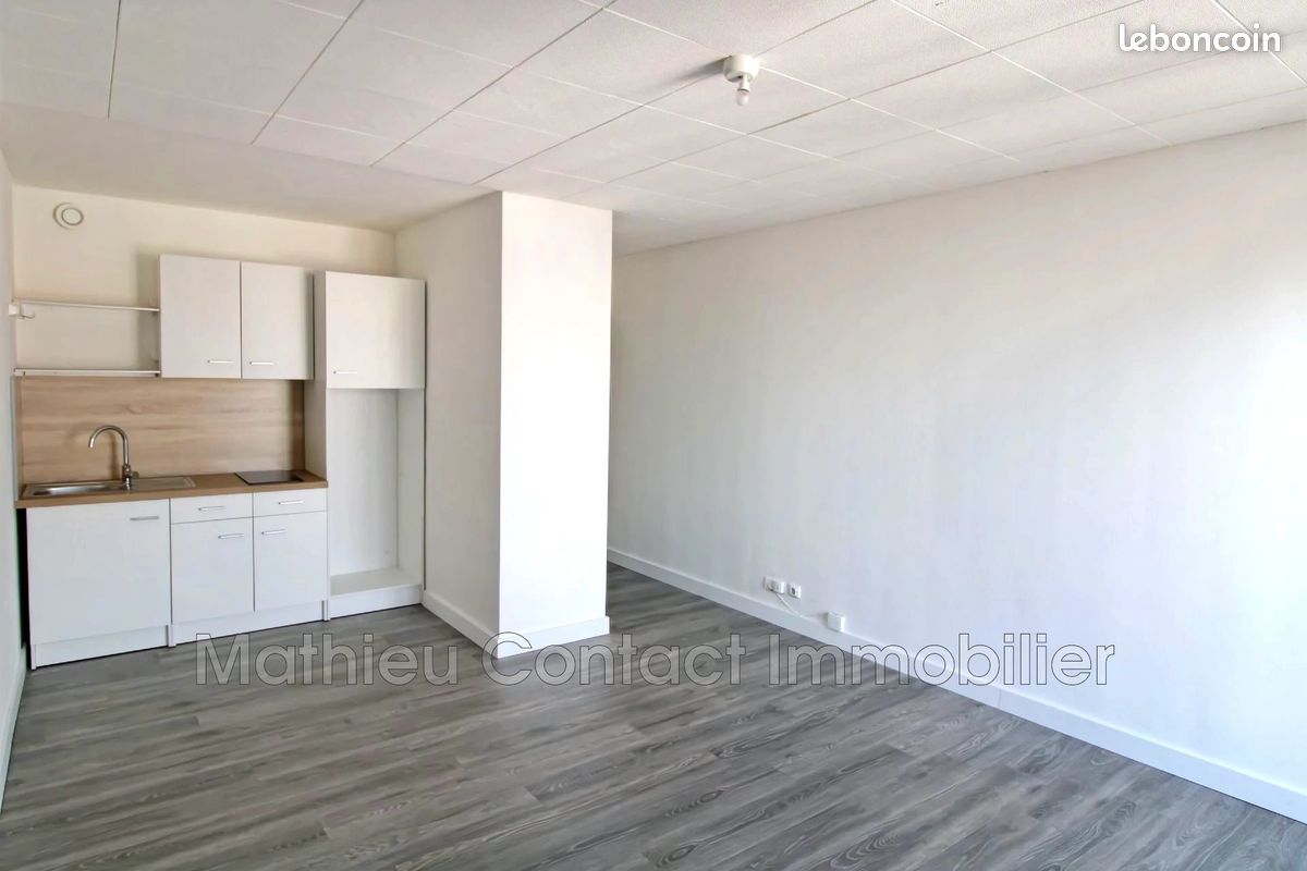 Appartement 1 pièce 28 m² · à Nîmes · 28 m² · 495 €/mois