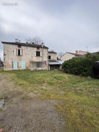 Maison 8 pièces 200 m²