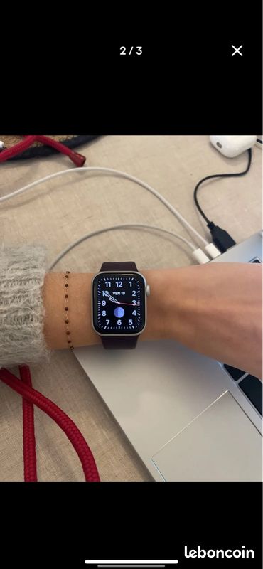 Apple Watch SE (image 1)
