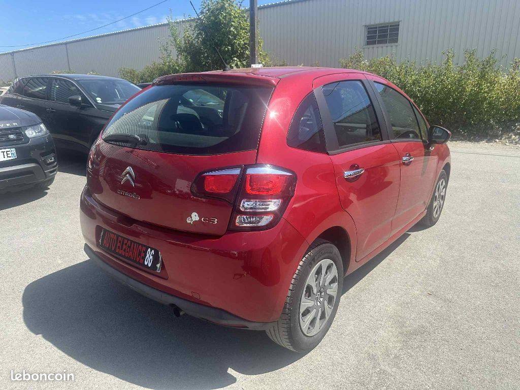 Citroën C3 PureTech 82 Confort (image 3)