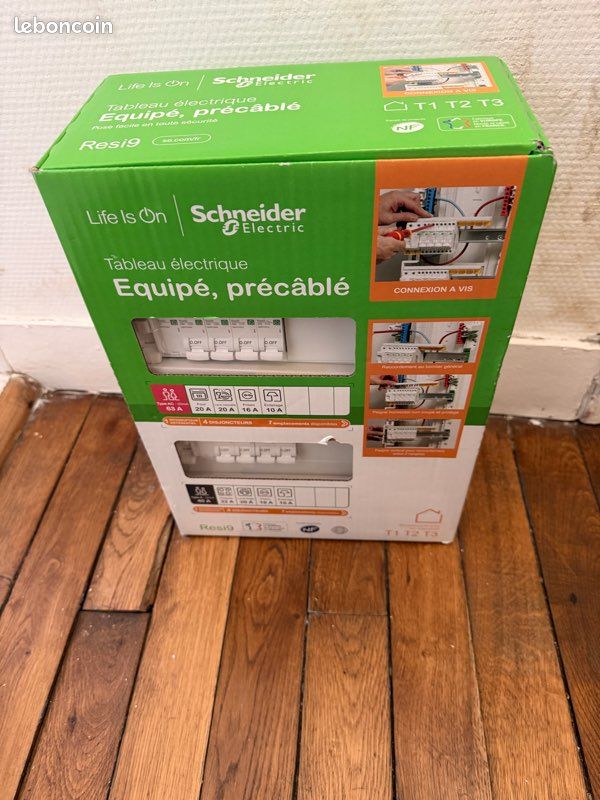 Tableau électrique Schneider Electric Resi9 XP – 3 Rangées, Précâblé – Neuf