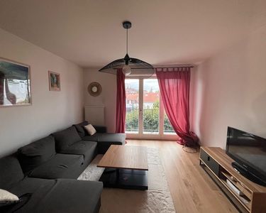 Appartement 65 m² refait à neuf - 1 chambre, 2 balcons, traversant