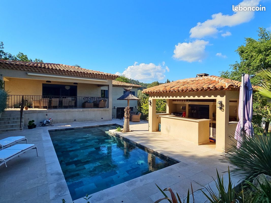 Maison 6 pièces 155 m² · à Le Luc · 155 m² · 745 000 €
