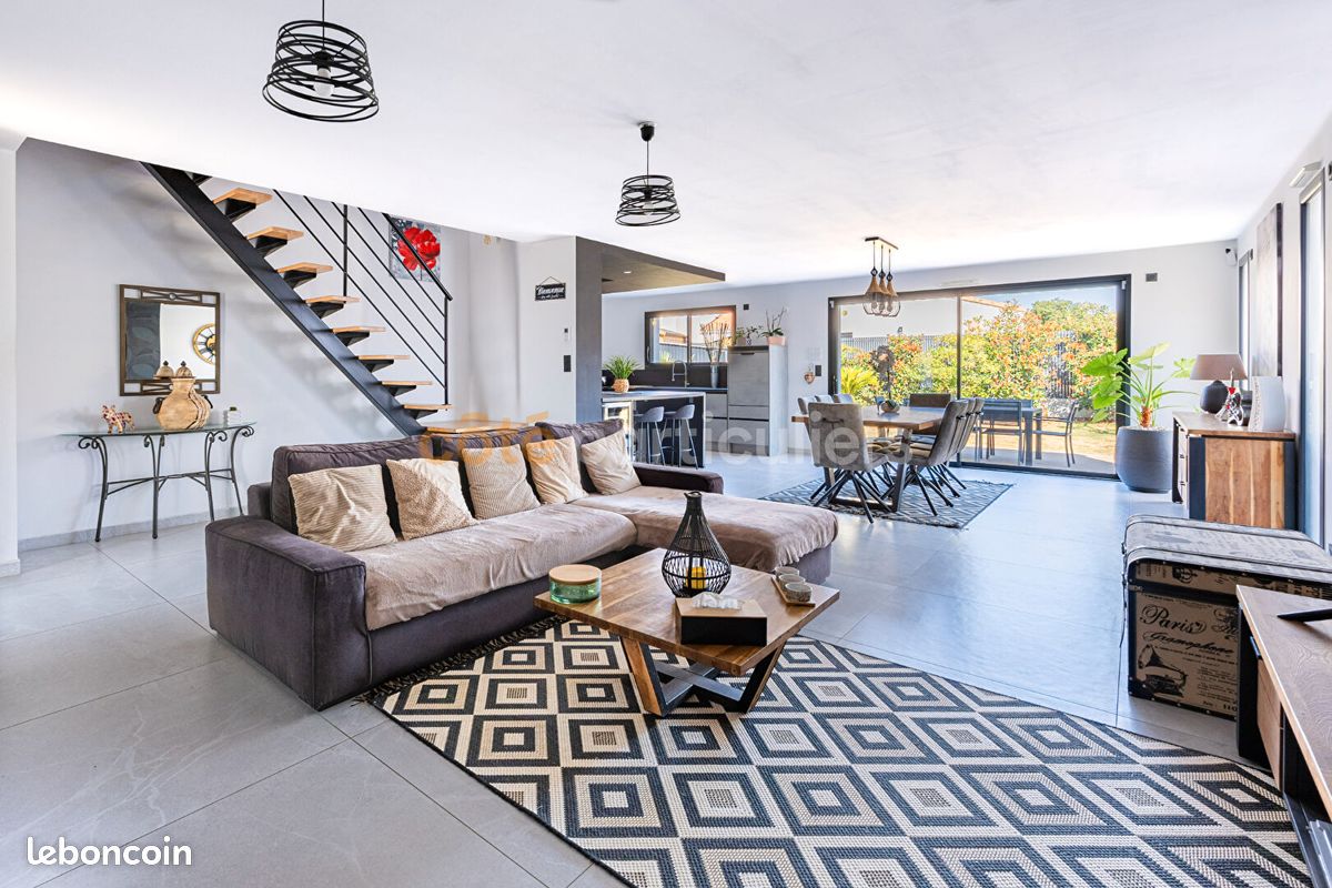 Maison 6 pièces 138 m² · à Divatte-sur-Loire · 138 m² · 457 000 €
