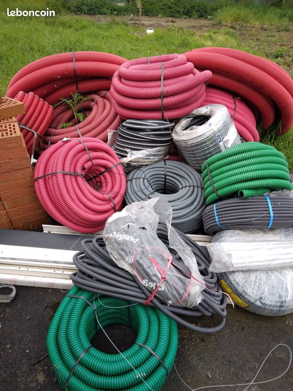 Regard 30*30 / 40*40 gaines pvc portail 3m ferraille béton (image 1)