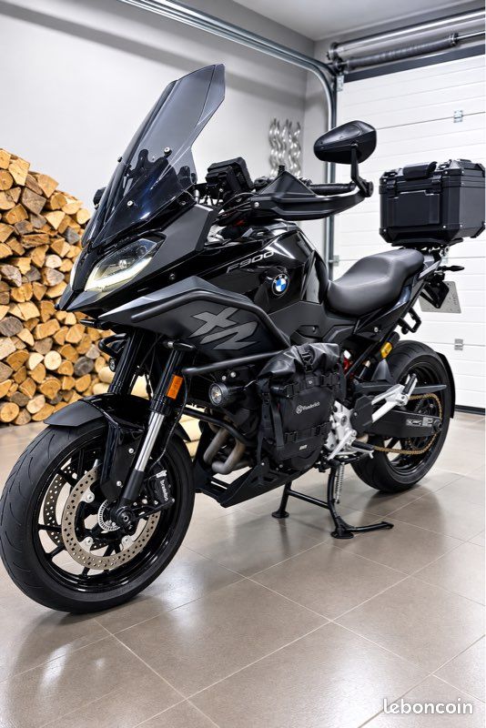 BMW f900xr A2 finition pro (image 1)