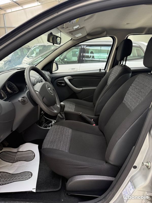DACIA DUSTER 1.5dci 90 1ere main excellent etat faible kilometrage (image 10)