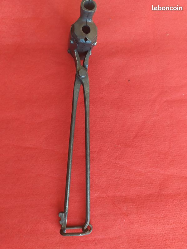 Rare moule à astragale ferronnerie d'art balustre XIX ème (image 2)