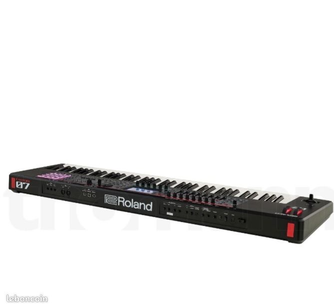 Vente de piano Roland fantom 07 (image 1)
