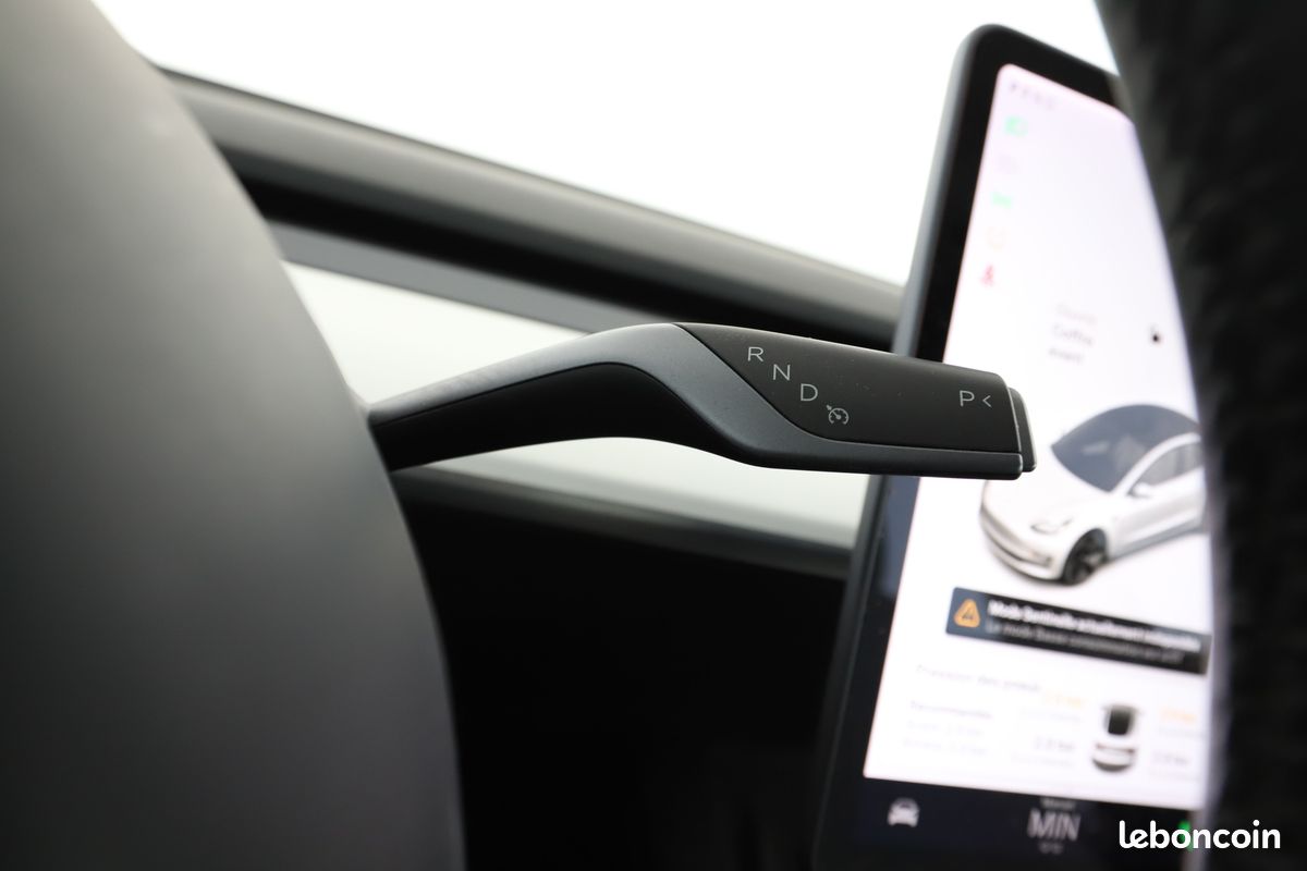 Tesla Model 3 Autonomie Standard Plus RWD 60 kWh 275 ch (image 21)