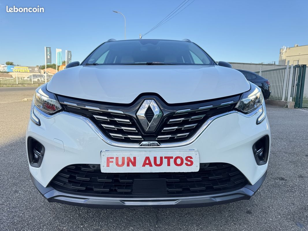 Renault CAPTUR II 1.3 TCE 155CH FAP INITIALE PARIS EDC - 20 - Voitures