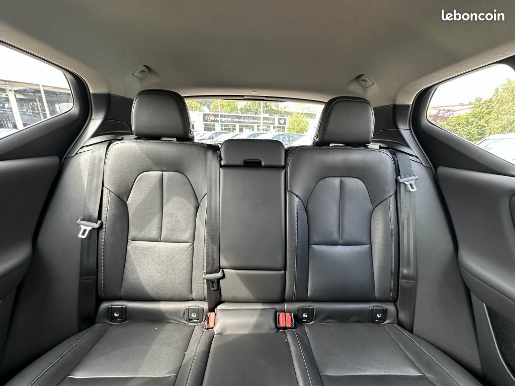 Volvo xc40 t5 recharge 180+82 inscription dct7 (image 18)
