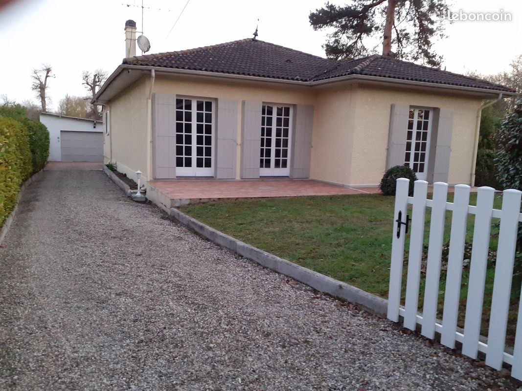 Maison 4 pièces 110 m² · à Pessac · 110 m² · 1 300 €