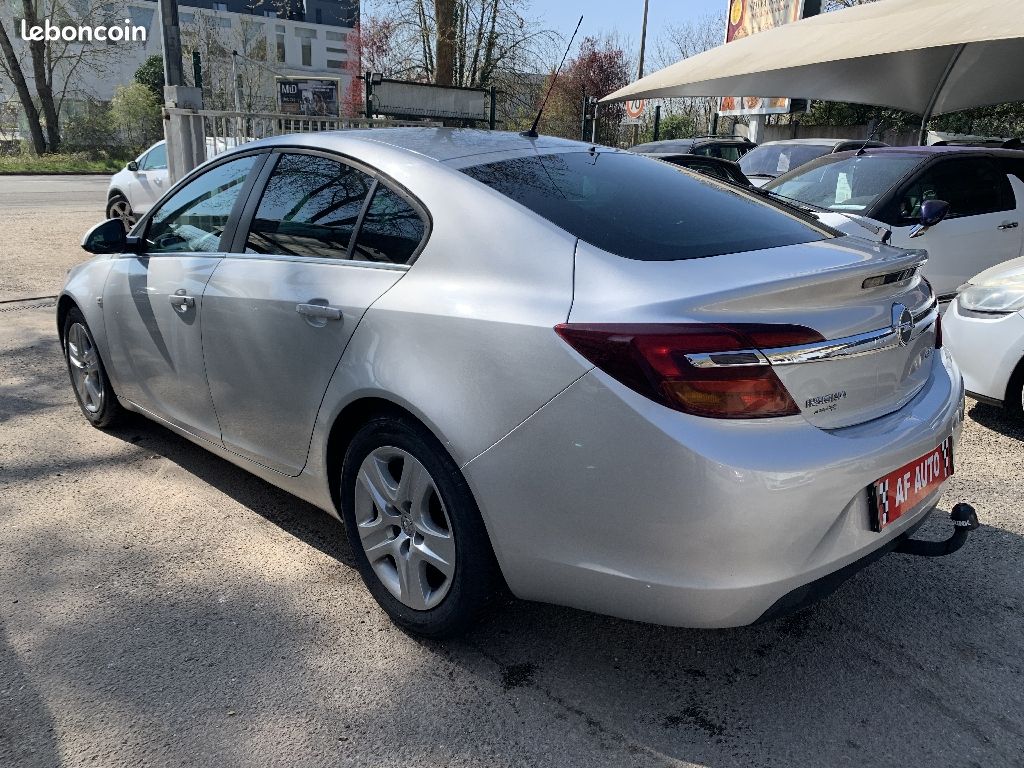 Opel Insignia 2.0 CDTI ecoFlex Start/Stop 120 ch Cosmo (image 4)