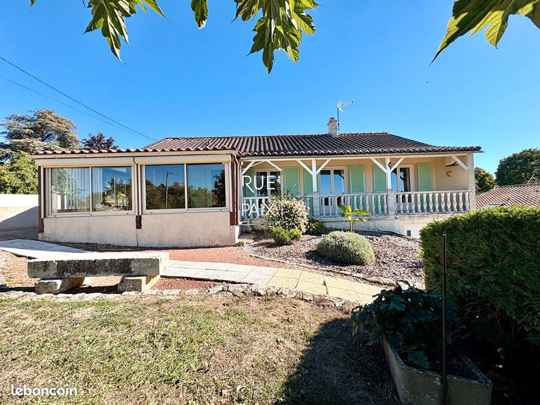 Maison 5 pièces 101 m² · à Vouillé · 101 m² · 196 000 €