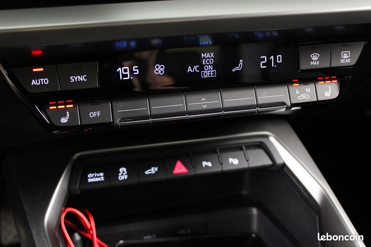 Audi A3 SPORTBACK 40 TFSI E 204CH DESIGN S TRONIC 6 (image 17)
