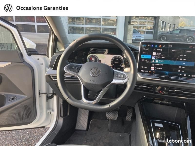 Volkswagen Golf 1.5 eHybrid 204ch Style DSG6 (image 10)