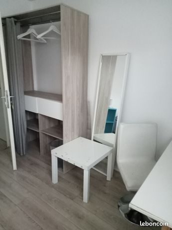 Chambre meublee