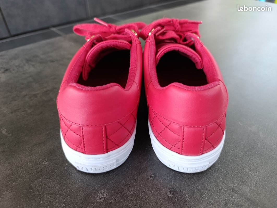 Baskets Blanches Basket Guess Femme Rouge Baskets Guess Femme Rouges Chaussures