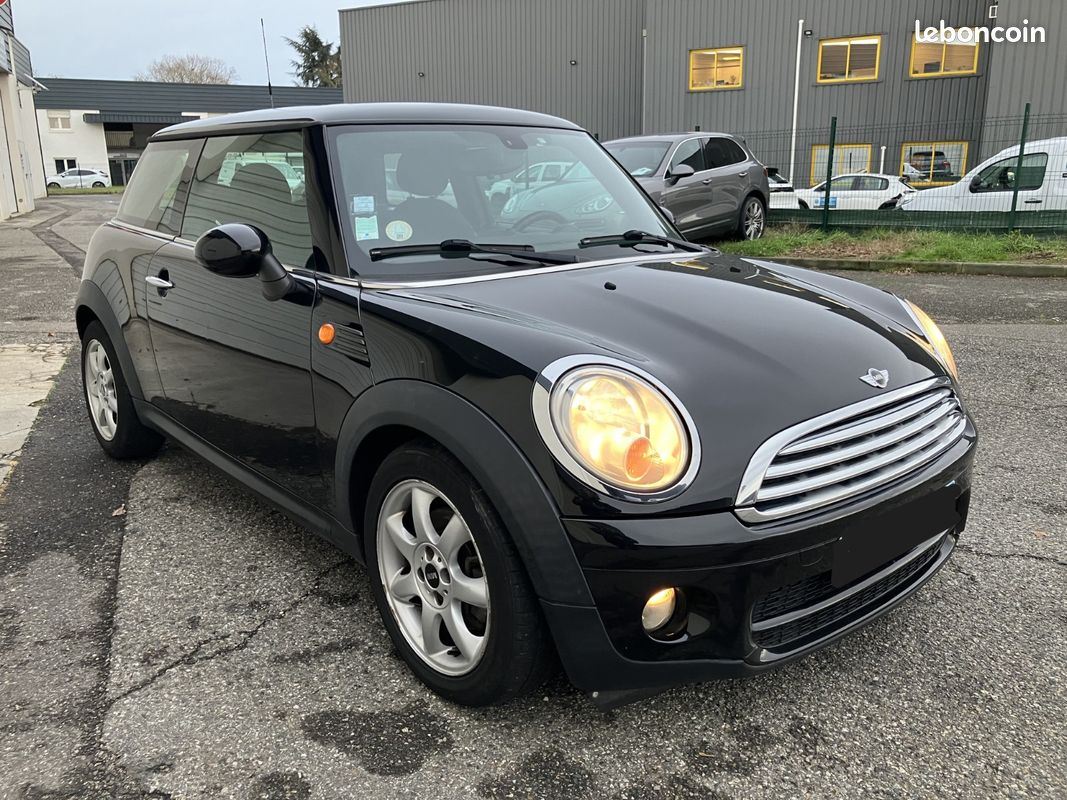 MINI HATCH R56 Cooper 1.6 D 110ch Pack Chili/Garantie 6 mois/Système Star Stop/ Clim/Vitres électriques (image 5)