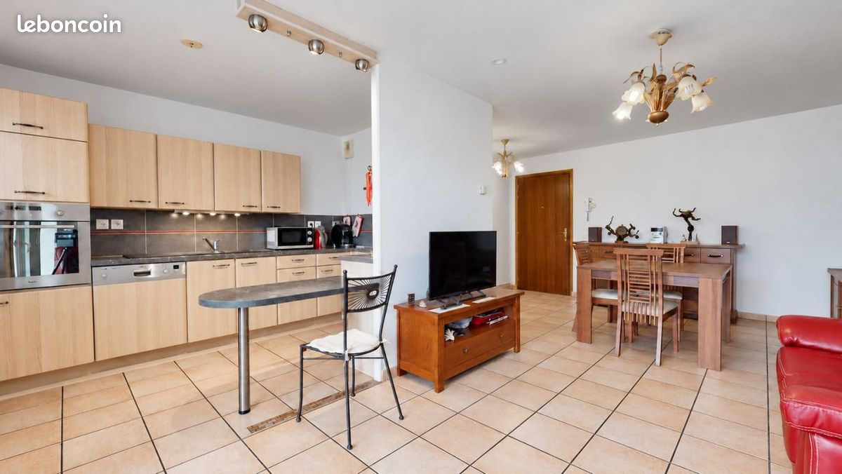 Appartement 2 pièces 52 m² · à La Roche-sur-Foron · 52 m² · 255 000 €