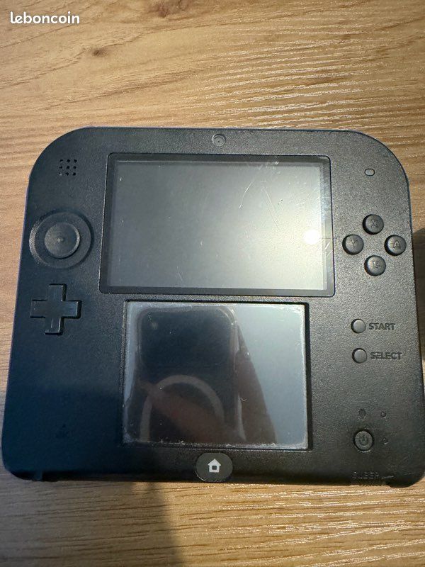 Nintendo 2DS avec chargeur et jeux (image 3)