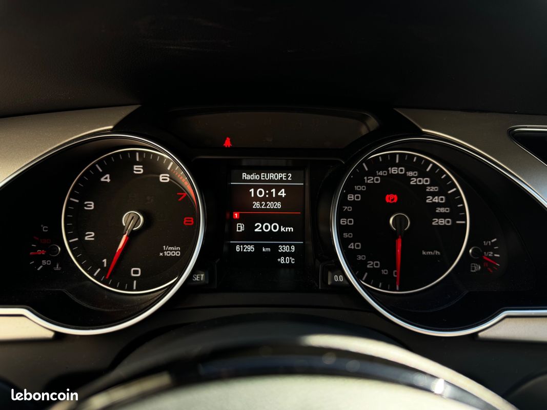 AUDI A5 A5 1.8 TFSI 177 Ambiente / première main / entretien complet Audi (image 21)