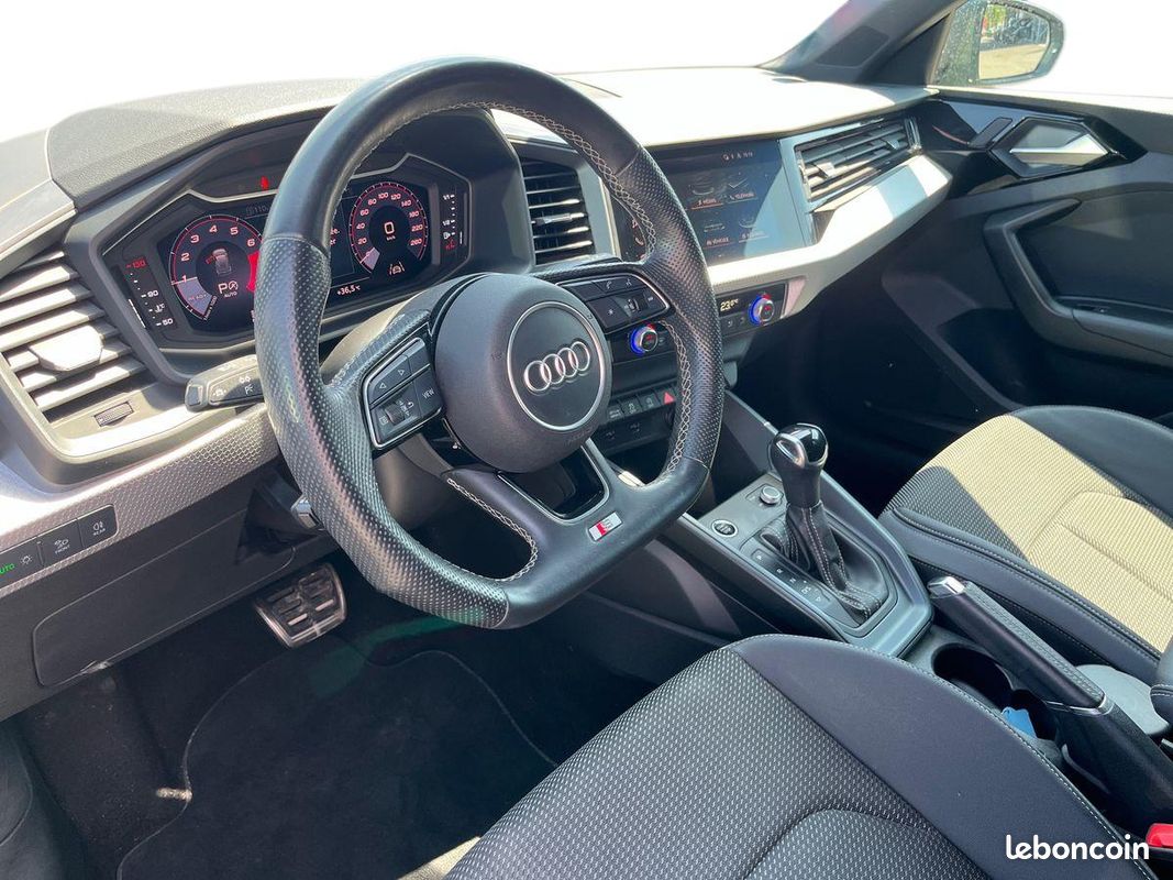 AUDI A1 Sportback 35 TFSI 150 ch S tronic 7 S Line (image 15)