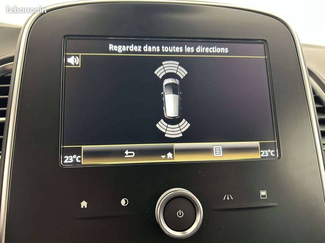 RENAULT Scenic Blue dCi 120 - 21 Business (image 24)