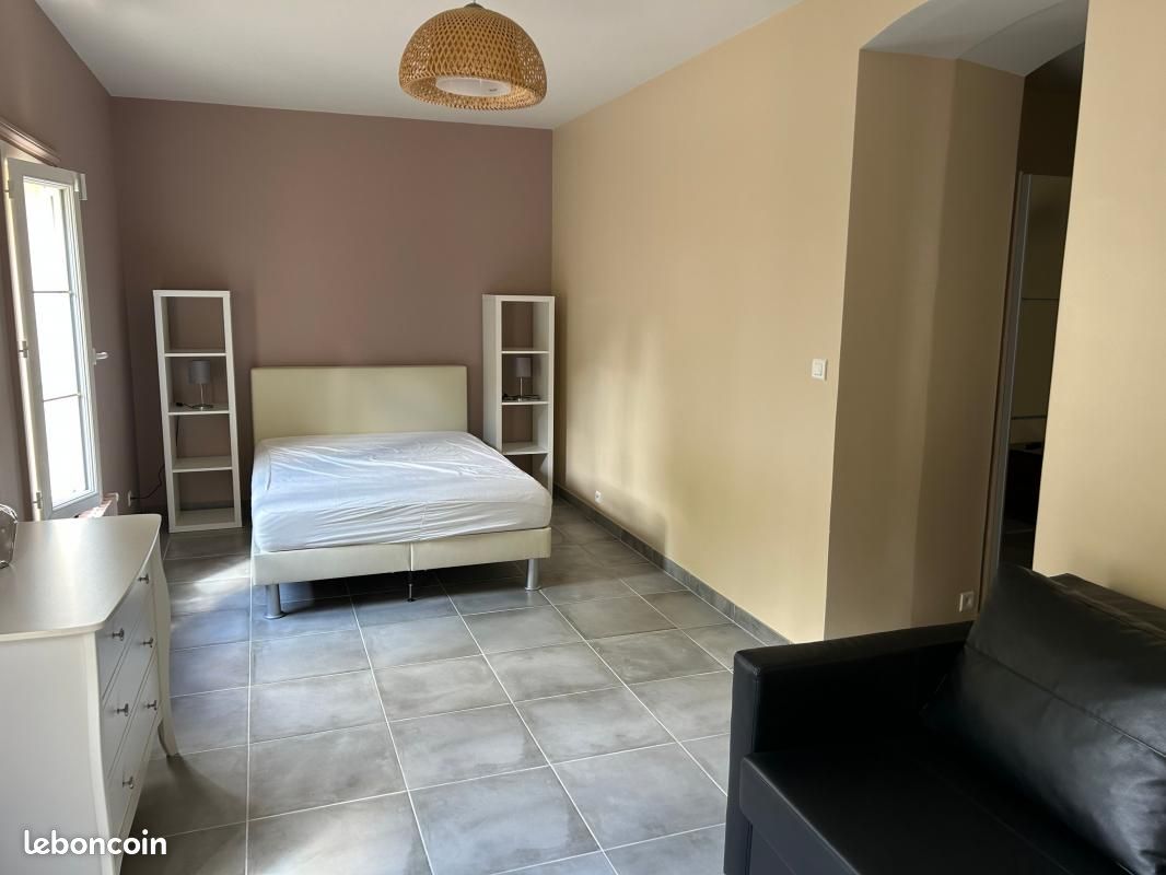 Maison 4 pièces 185 m² - Saint-Pierre-de-Juillers 17400 (image principale 15)